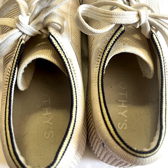 Rothy’s lace up sneakers - Picture 4 of 10